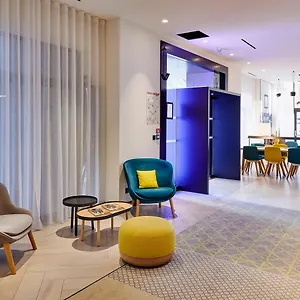 Ξενοδοχείο By Ihg